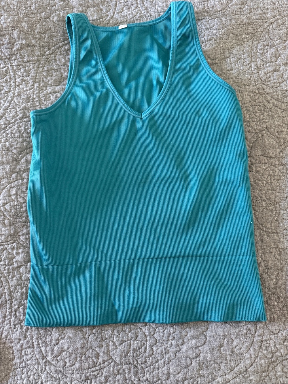 Athleta Aurora V Neck Ribbed Tank